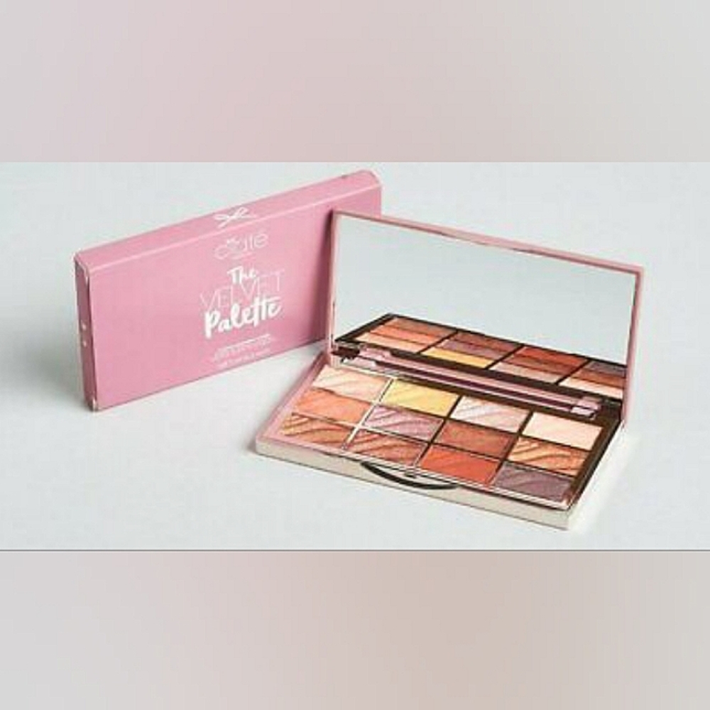 Ciate Velvet Eyeshadow Palette